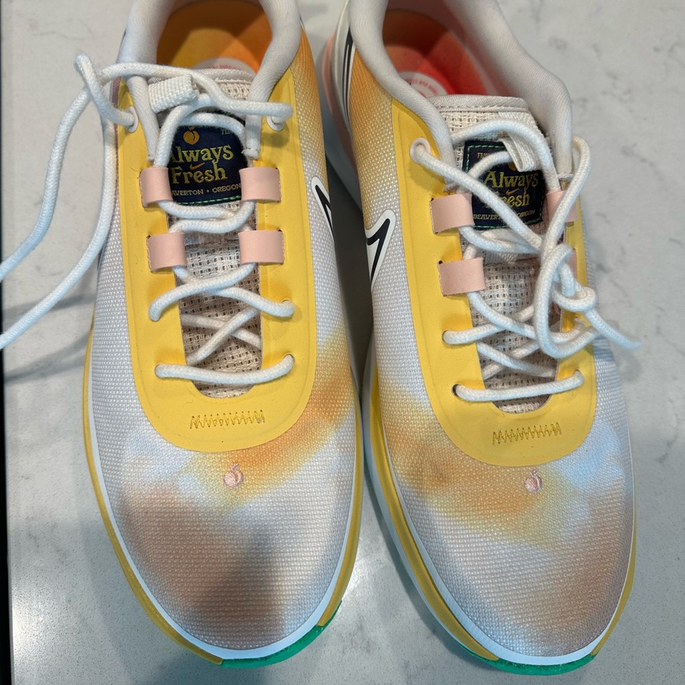 NWOT Nike Infinity Ace NRG Always Fresh